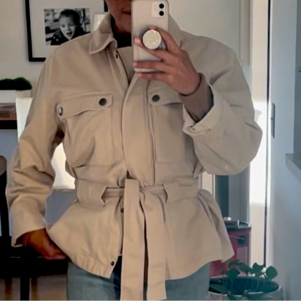 Banana republic SzM short trench jacket